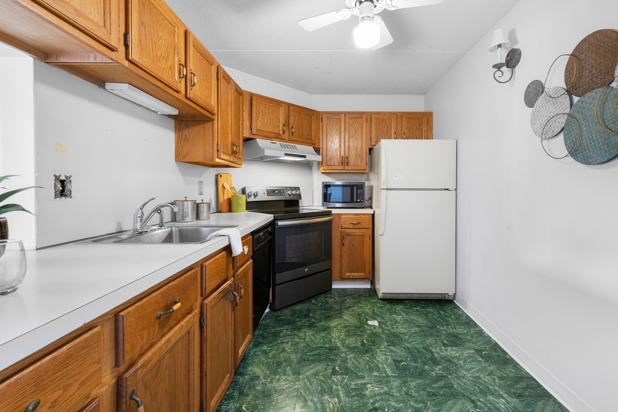 289 Elm Street #55, Medford, MA, 289 Elm Street #55, Medford, MA Photo #16