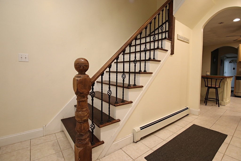 Saugus, Massachusetts 01906, United States, 3 Bedrooms Bedrooms, ,2 BathroomsBathrooms,Residential,Active,219862