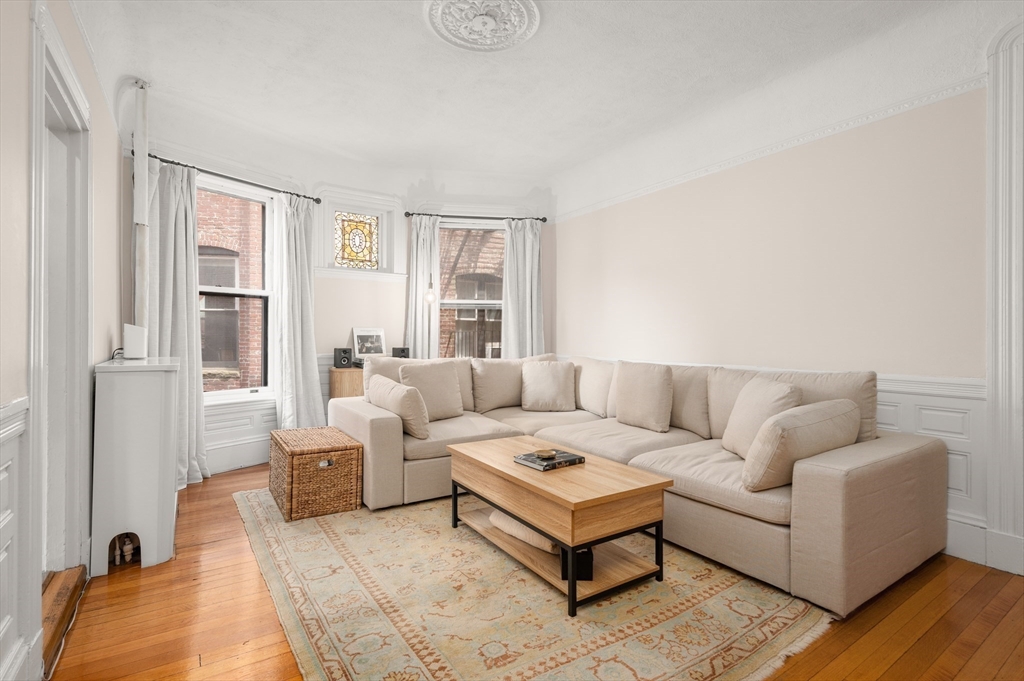 293-295 Commonwealth Ave 3C
