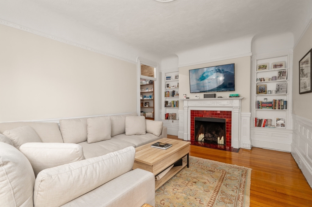 293-295 Commonwealth Ave 3C