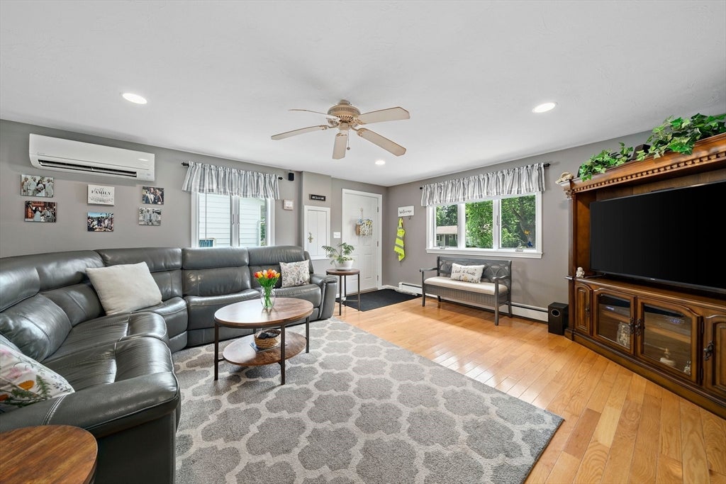 35 Arnold St, Holbrook, MA, 35 Arnold St, Holbrook, MA Photo #3