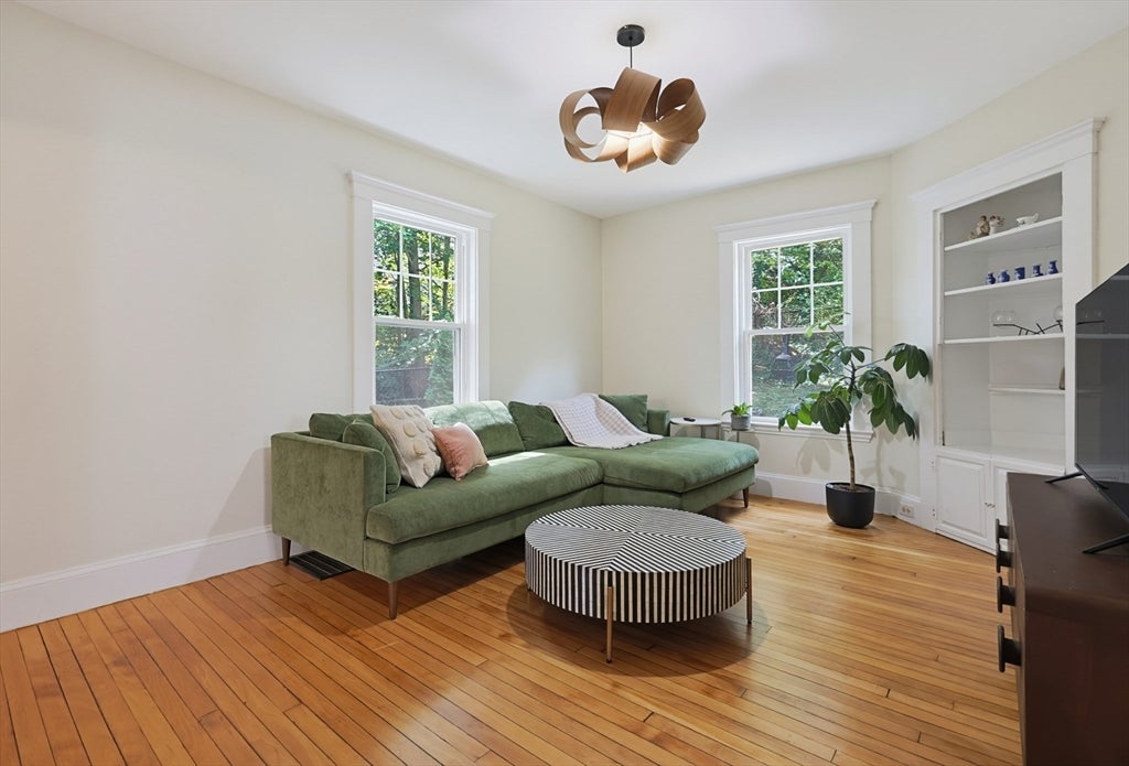 110 Essex St, Beverly, MA, 110 Essex St, Beverly, MA Photo #3