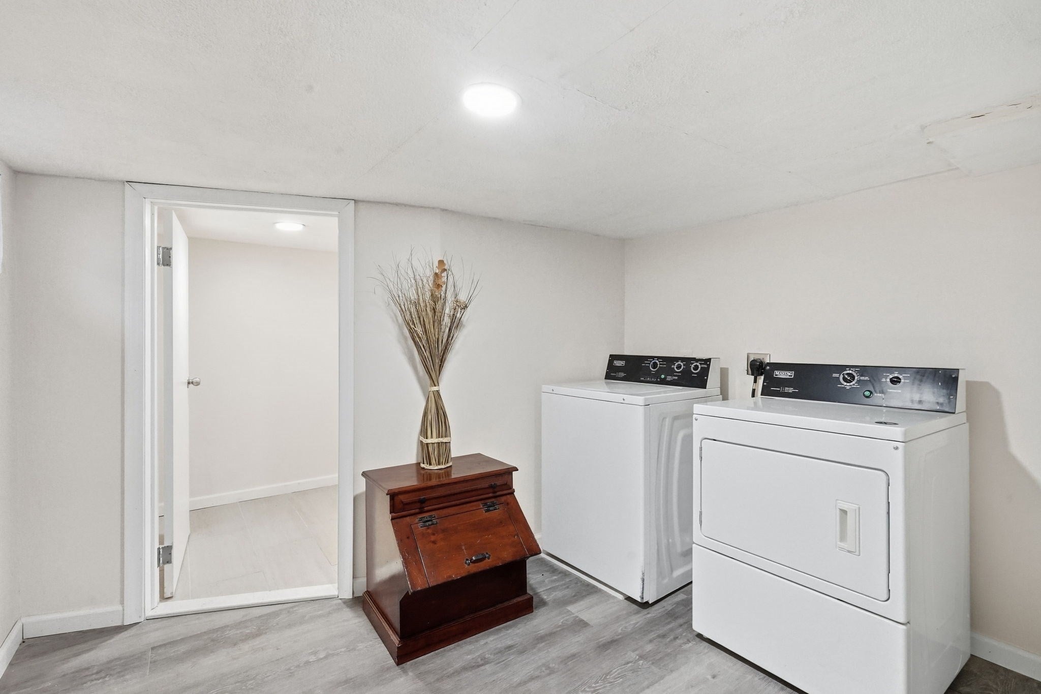 1774 Carew St, Springfield, MA, 1774 Carew St, Springfield, MA Photo #28