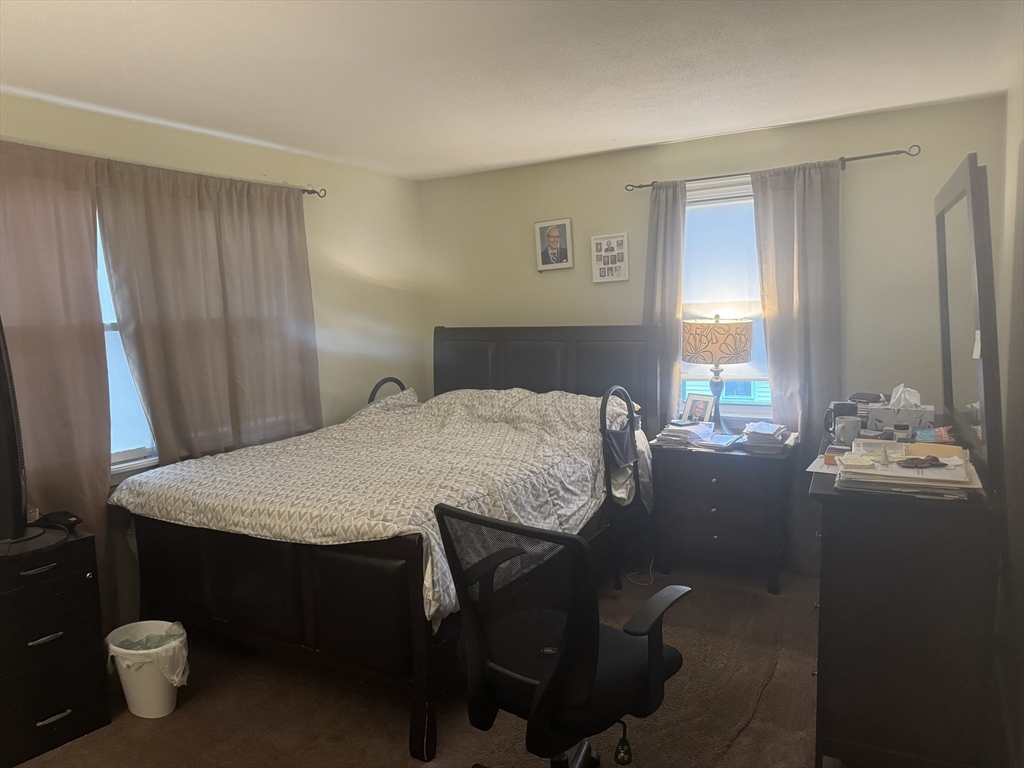 54 Eaton St 54