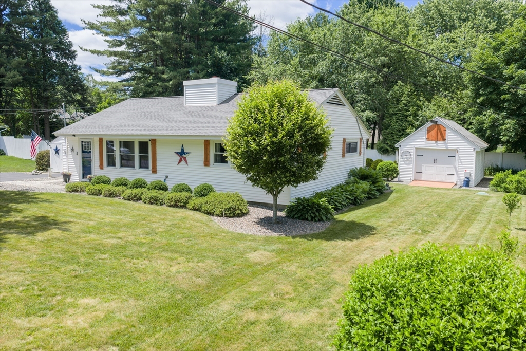11 Blake Ave