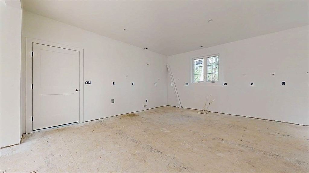 4 Barrows Rd
