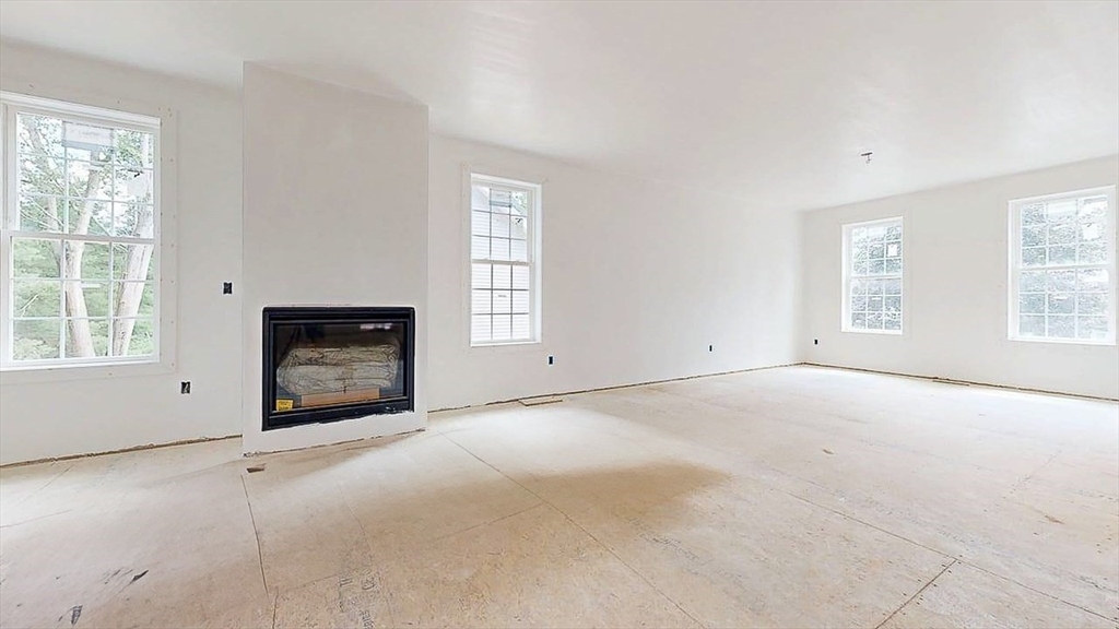 4 Barrows Rd