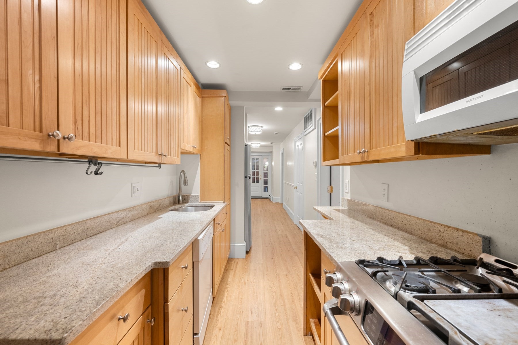 21 E Concord St #1, Boston, MA Photo #12
