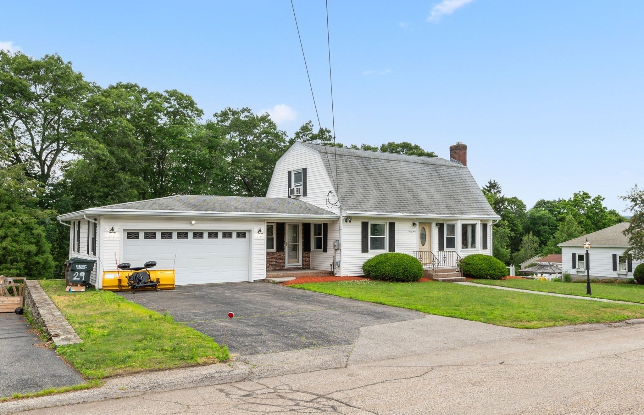 29 Carroll St