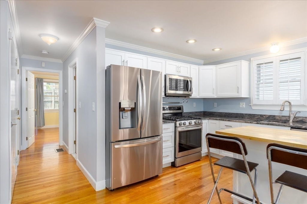 90 Boylston St 1