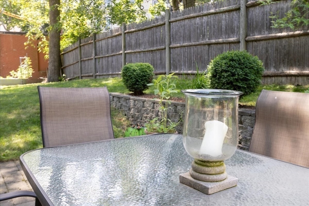 Boston, Massachusetts 02130, United States, 2 Bedrooms Bedrooms, ,2 BathroomsBathrooms,Residential,Active,172628