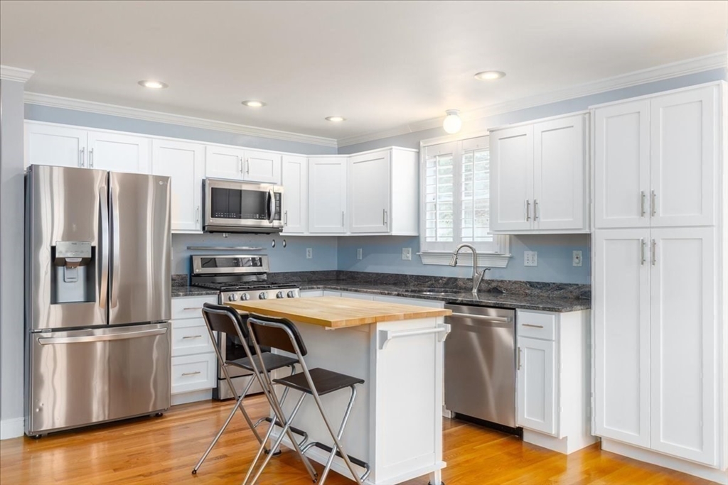 90 Boylston St 1