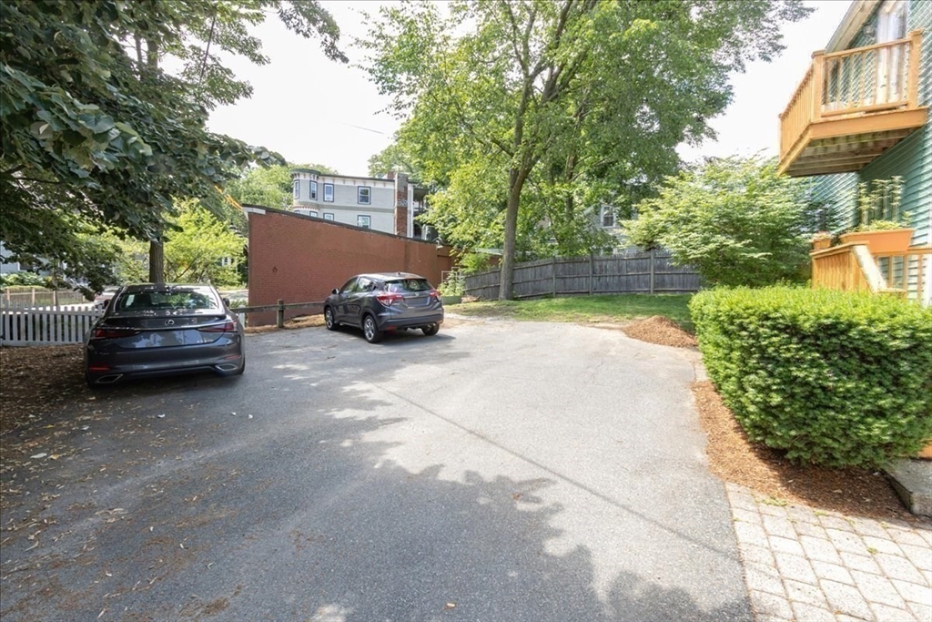 Boston, Massachusetts 02130, United States, 2 Bedrooms Bedrooms, ,2 BathroomsBathrooms,Residential,Active,172628