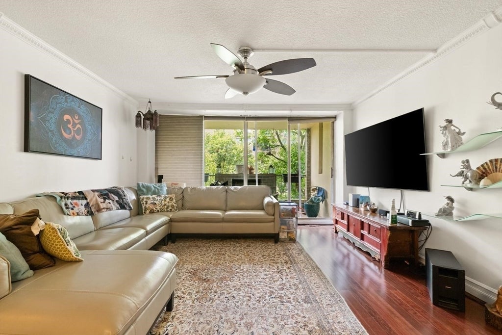 99 Pond Ave #520, Brookline, MA, 99 Pond Ave #520, Brookline, MA Photo #2