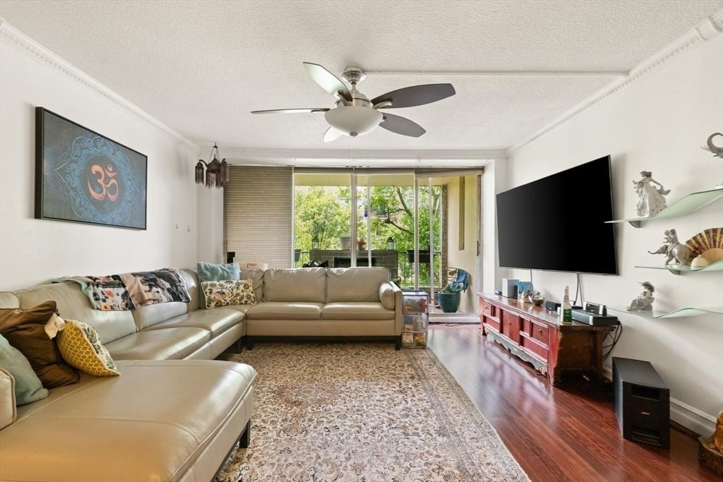 99 Pond Ave #520, Brookline, MA, 99 Pond Ave #520, Brookline, MA Photo #3
