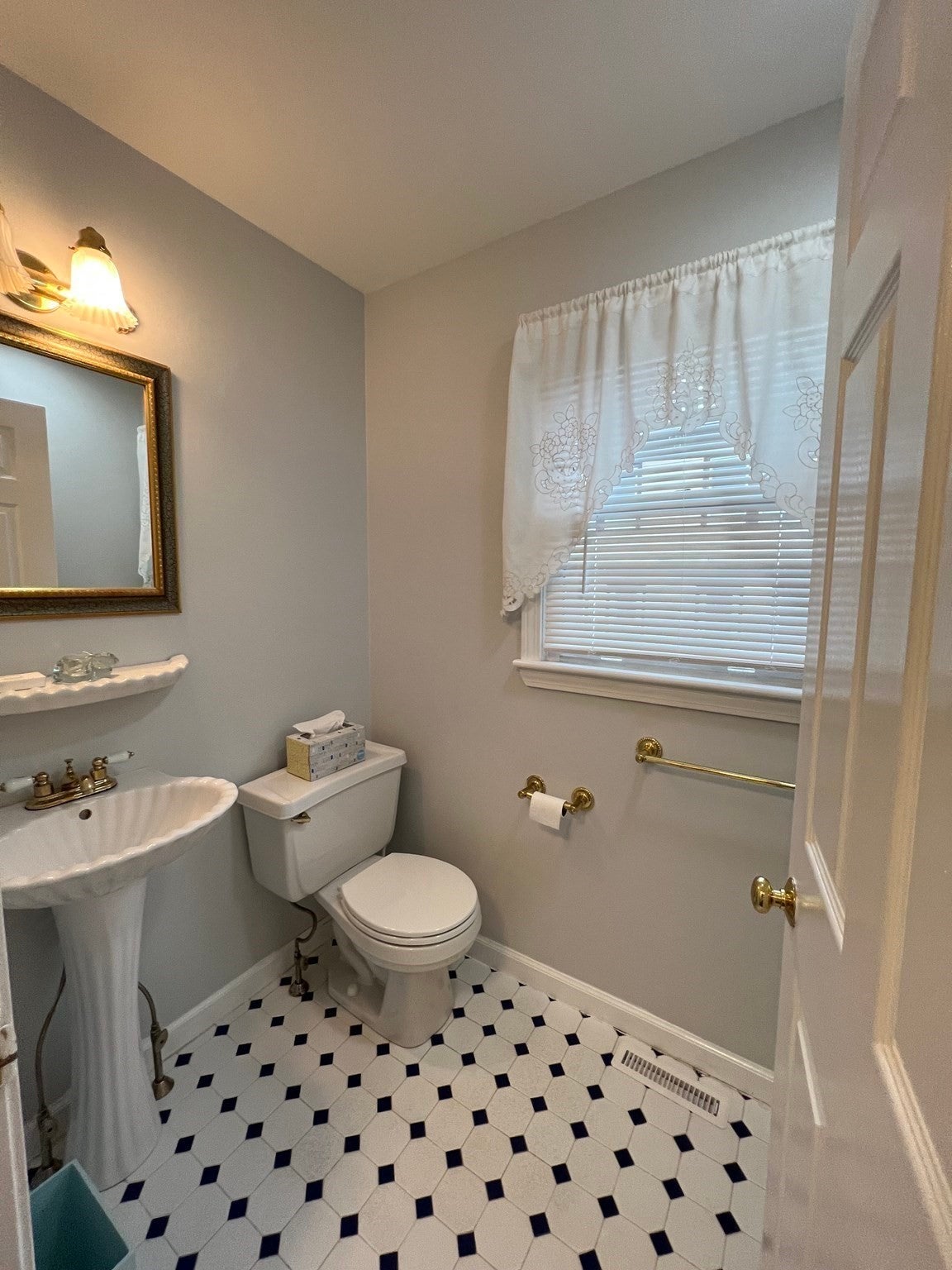 335-337 Linwood Ave #335, Newton, MA, 335-337 Linwood Ave #335, Newton, MA Photo #6