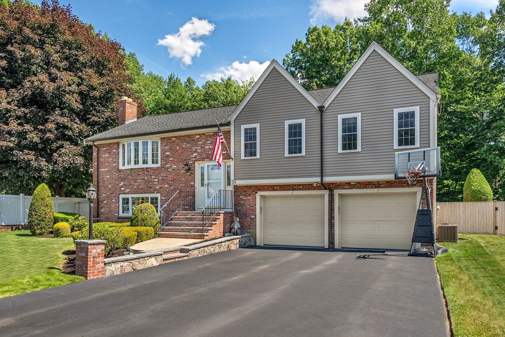 34 Judith Cir