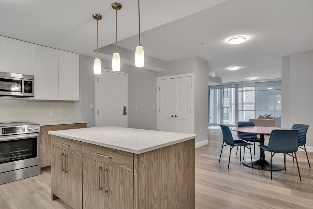 Click for 771 Harrison Ave #305, Boston, MA slideshow