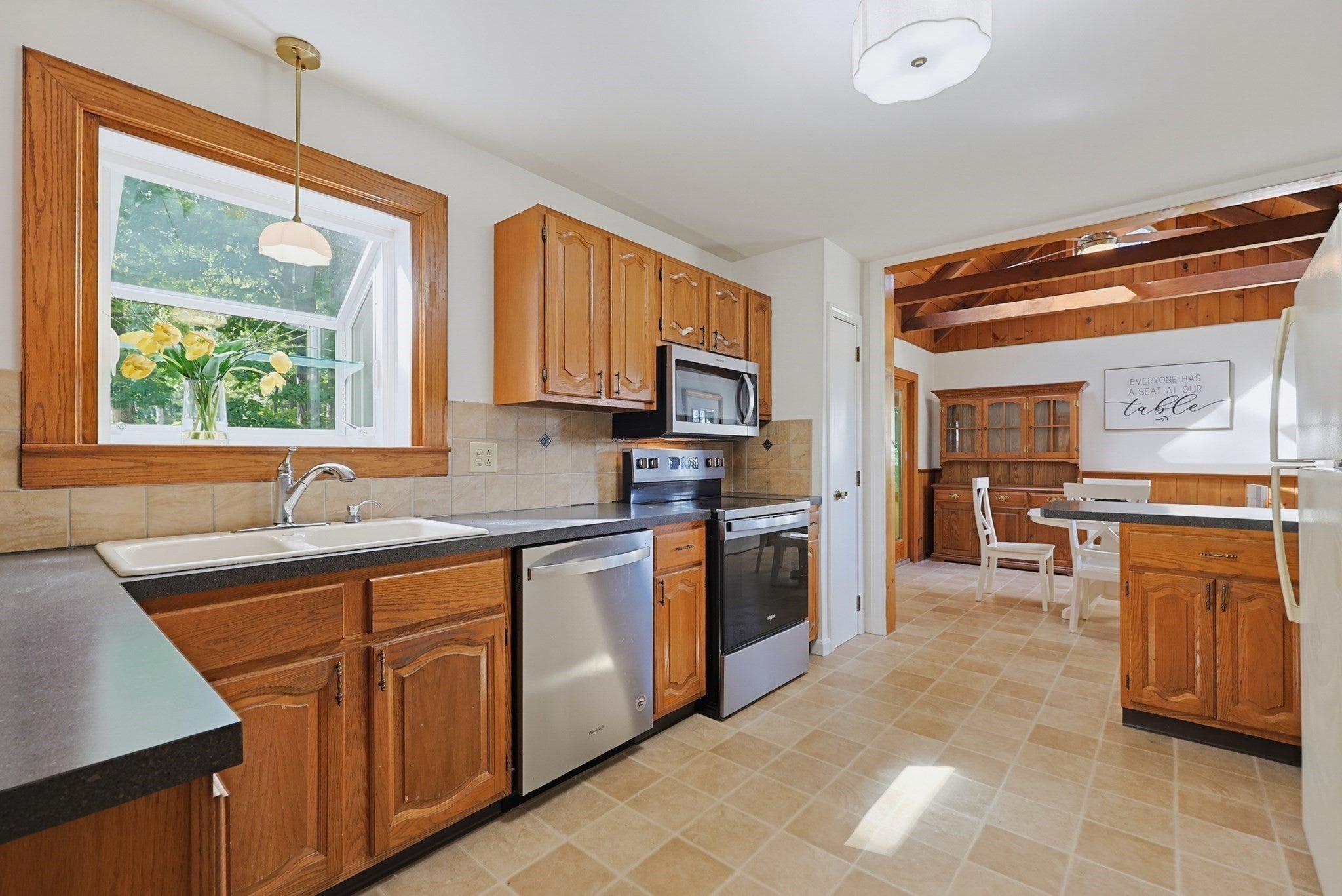 21 Burt St, Attleboro, MA Photo #10