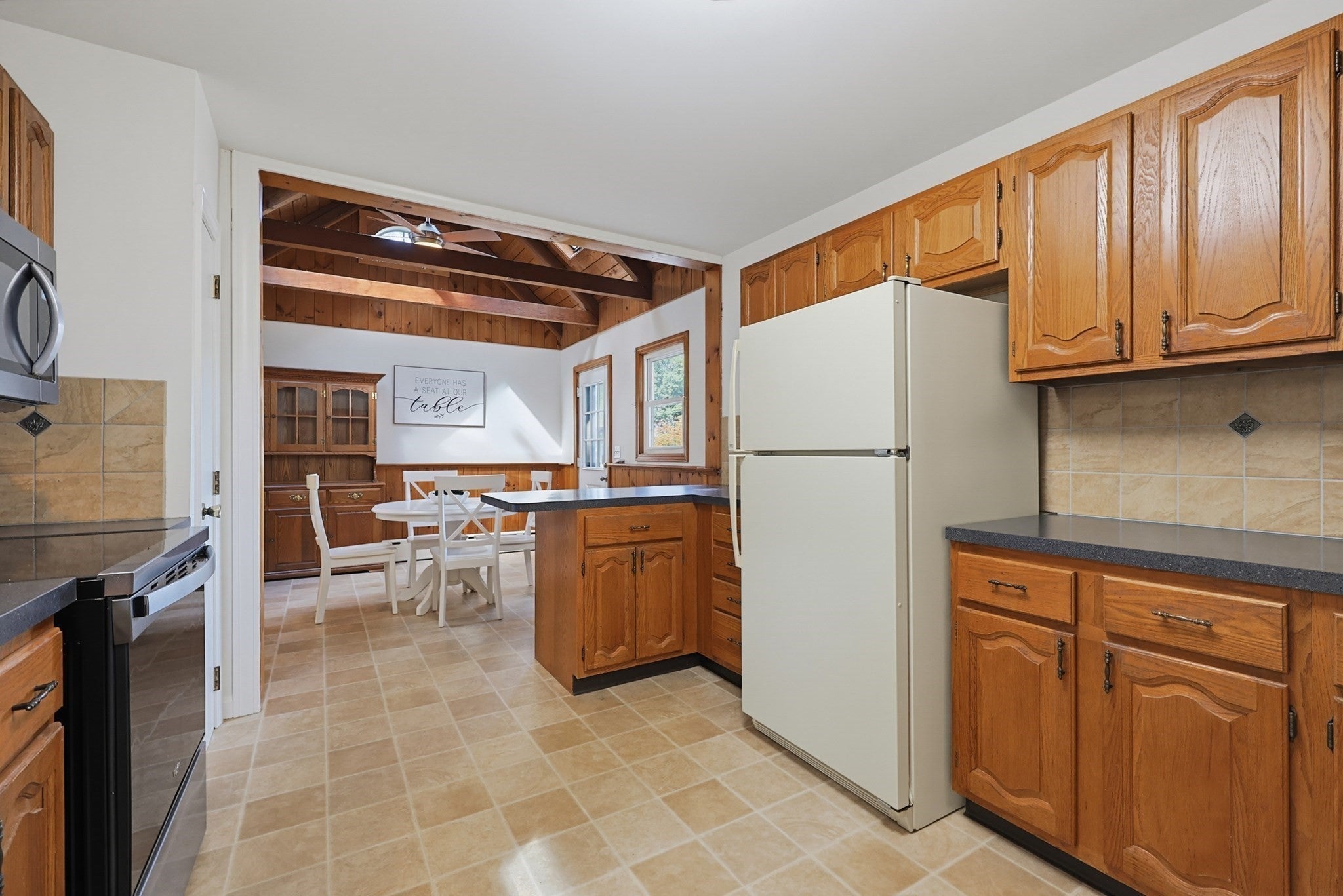 21 Burt St, Attleboro, MA Photo #12