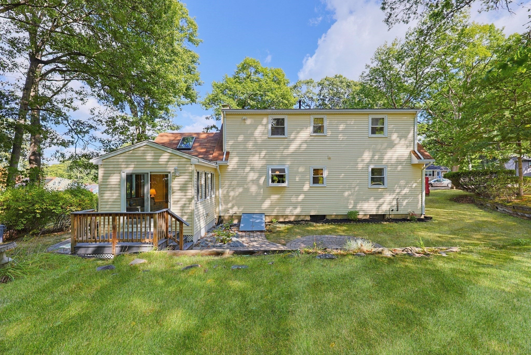 21 Burt St, Attleboro, MA Photo #39