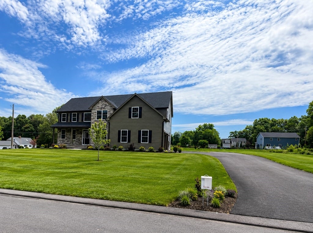 2 Scarlett Drive, East Longmeadow, MA, 2 Scarlett Drive, East Longmeadow, MA Photo #3