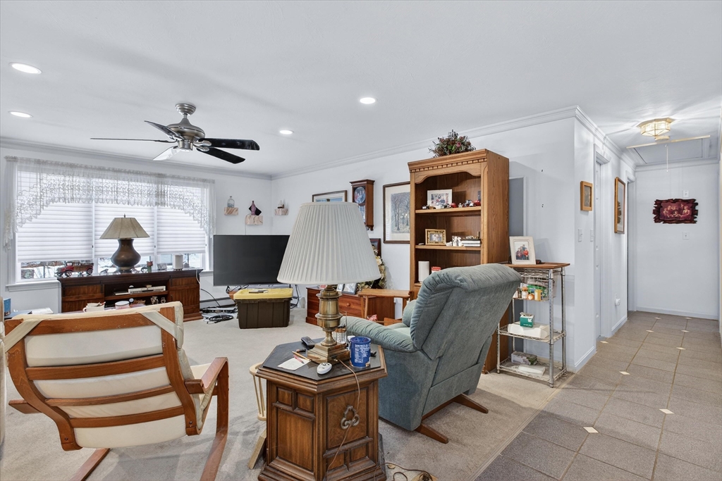 4 Hatchery Ln
