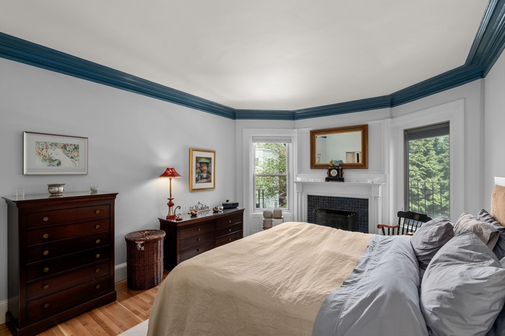 43 Carlton St #2, Brookline, MA Photo #11