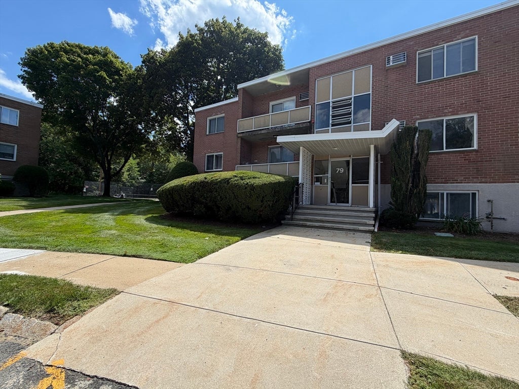 Photo of 79 Lionel Ave, Waltham, MA