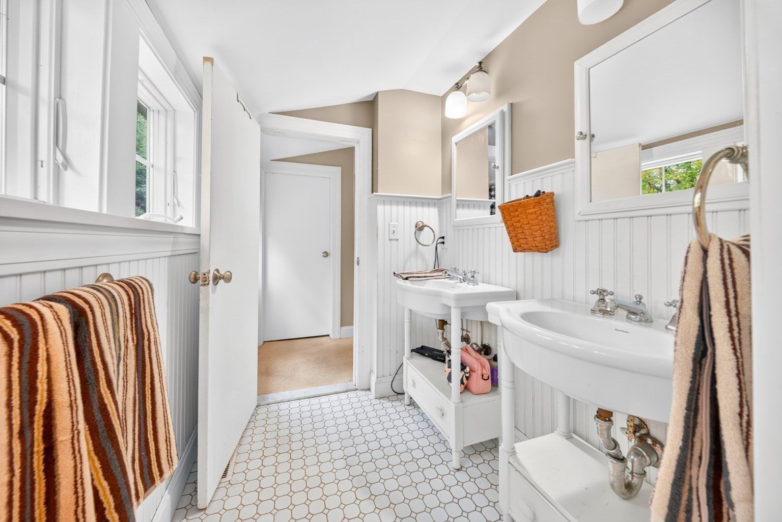 118 Pine Ridge Rd, Reading, MA, 118 Pine Ridge Rd, Reading, MA Photo #25