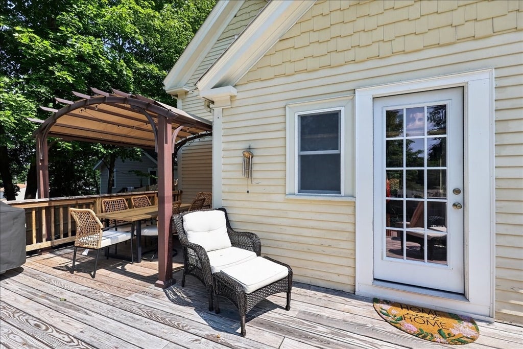 449 East St, Weymouth, MA, 449 East St, Weymouth, MA Photo #32
