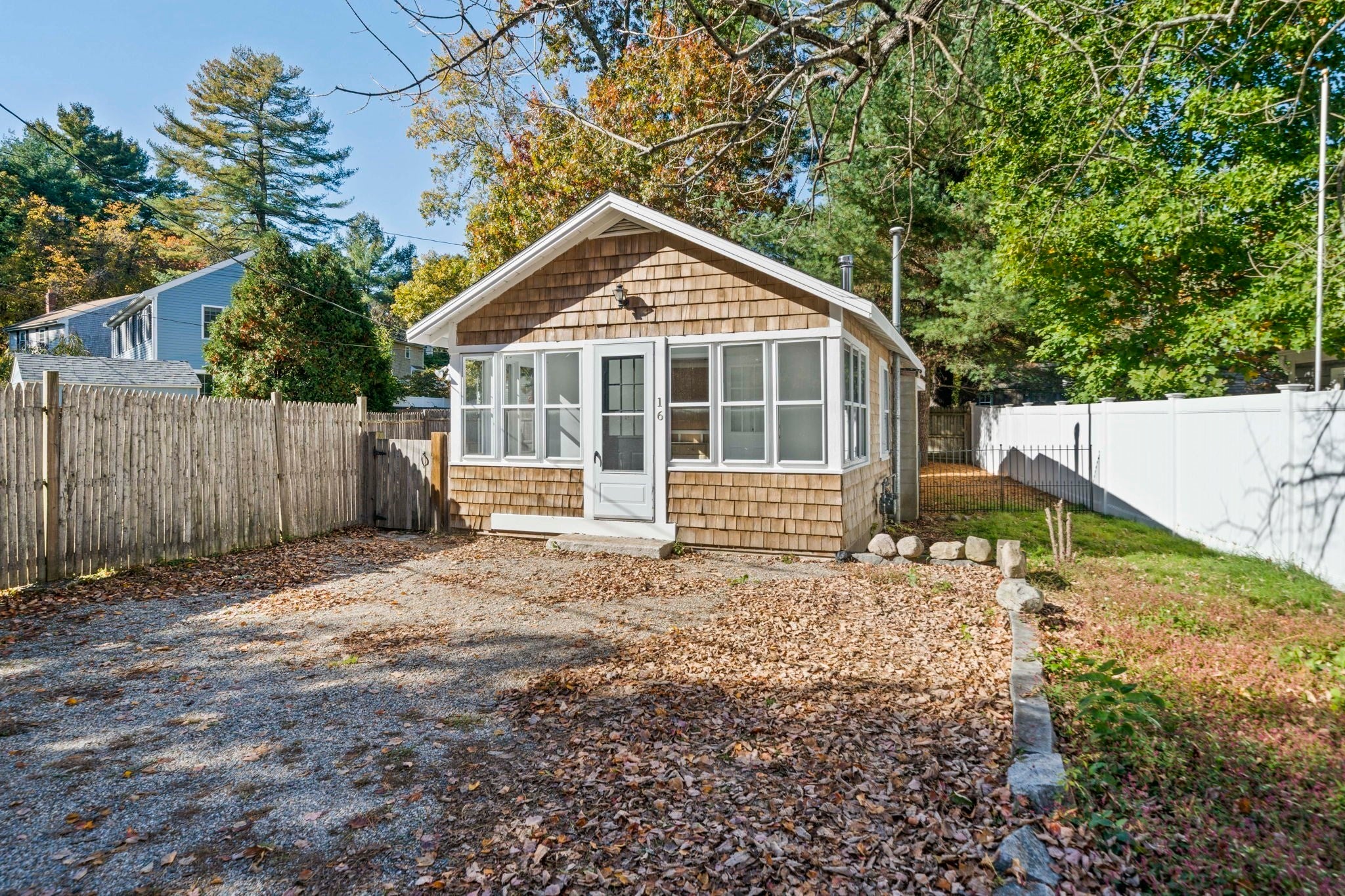16 West St