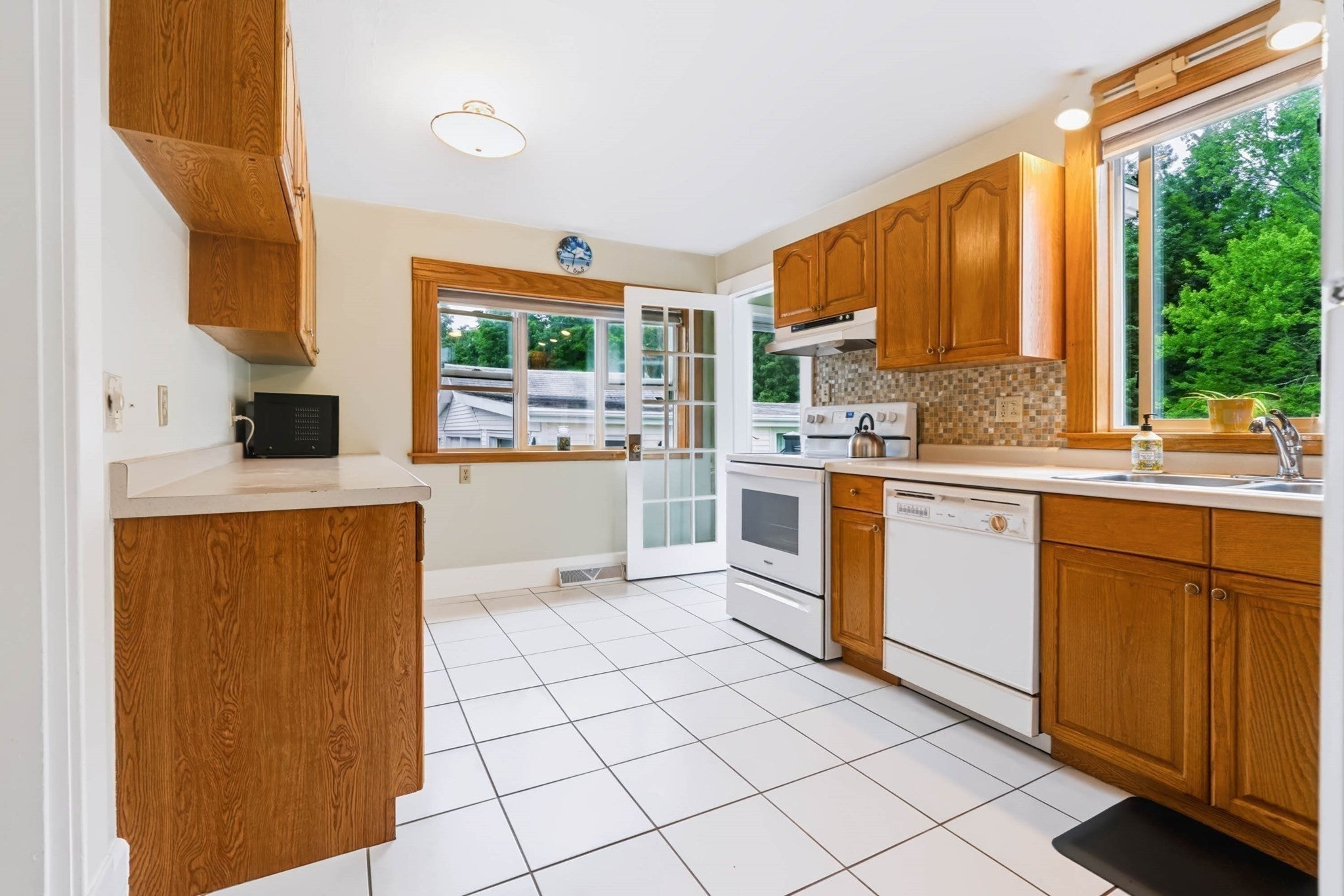 32 East Street, Southampton, MA, 32 East Street, Southampton, MA Photo #7