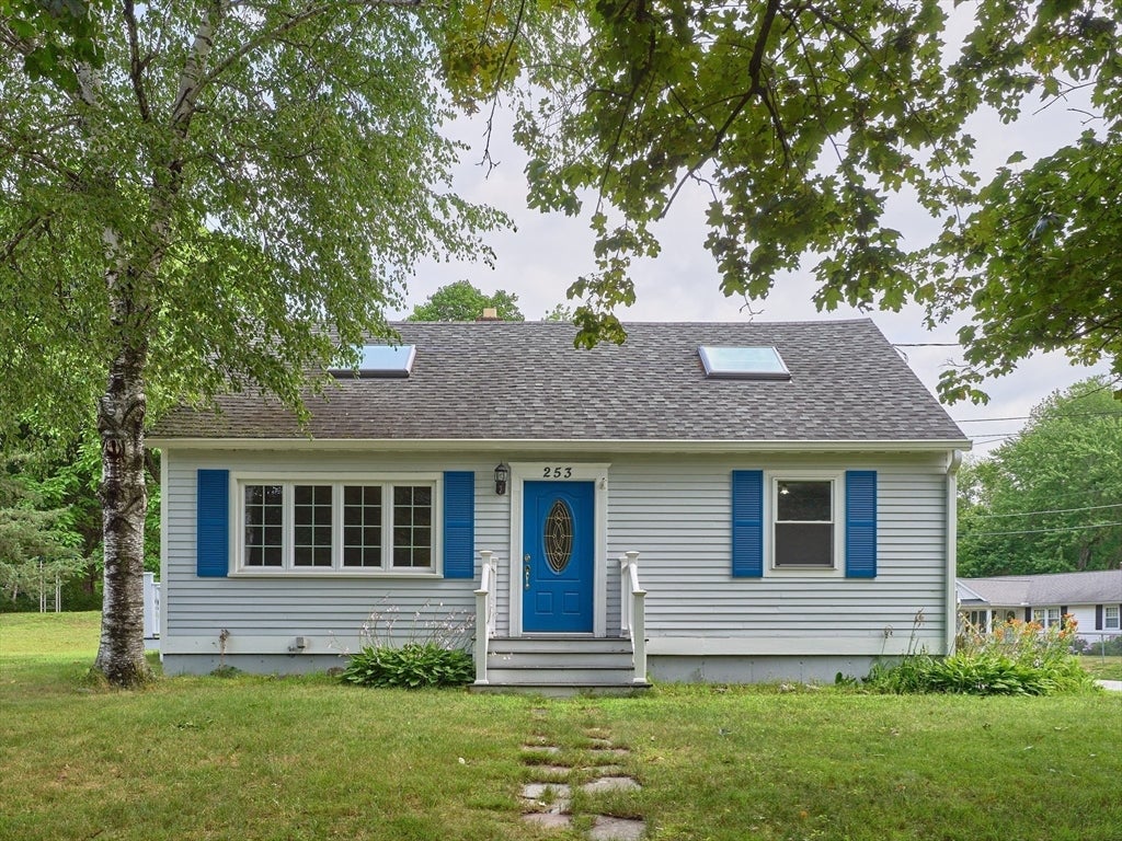253 Central St