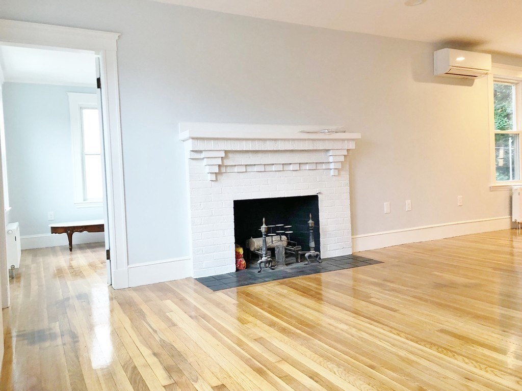 76-78 Edgecliff Rd #76, Watertown, MA Photo #2