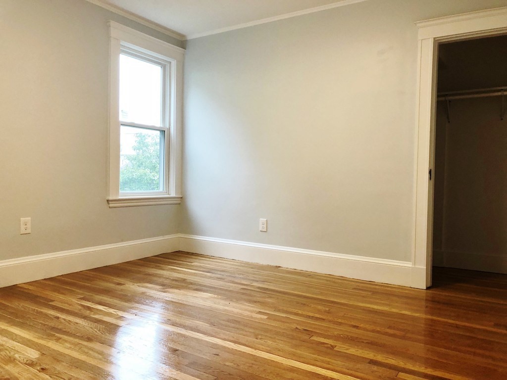 76-78 Edgecliff Rd #76, Watertown, MA Photo #8