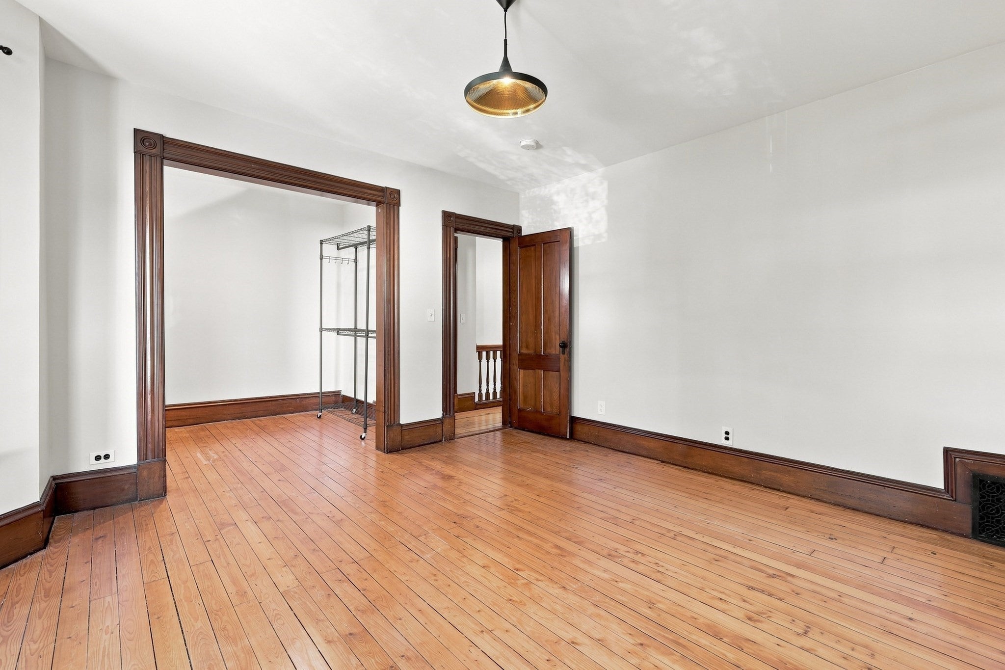 42 Clinton Ave, Holyoke, MA Photo #30
