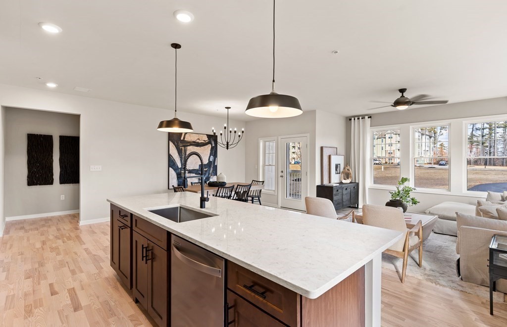 320 Martins Landing 107