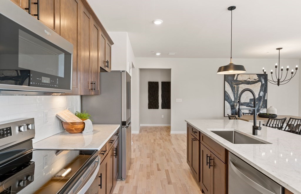 320 Martins Landing 107