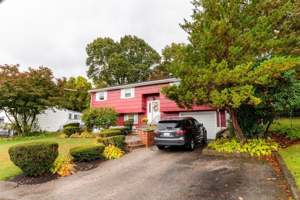 89 Fernandez Cir