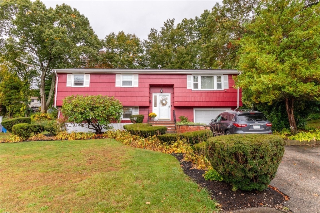 89 Fernandez Cir