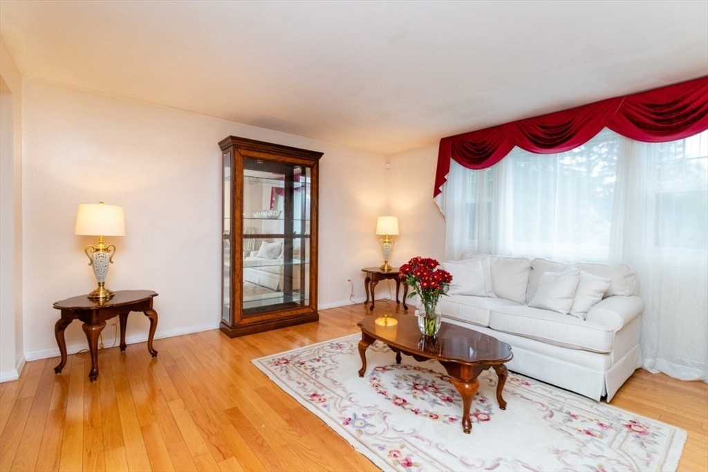 89 Fernandez Cir