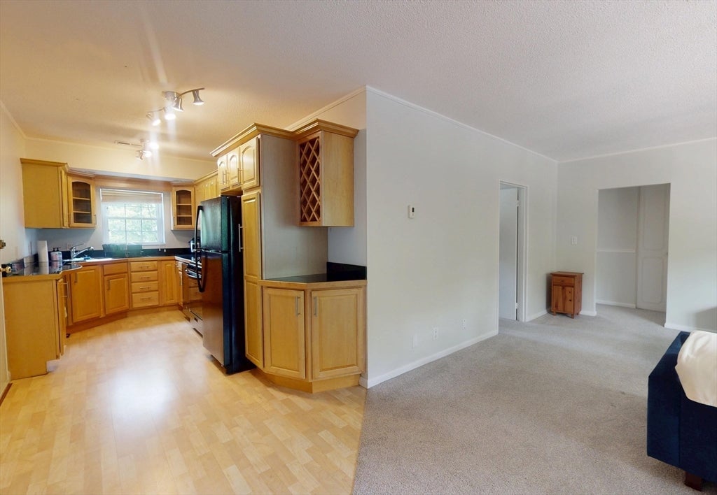 133 Lake Shore Rd #4, Boston, MA, 133 Lake Shore Rd #4, Boston, MA Photo #8
