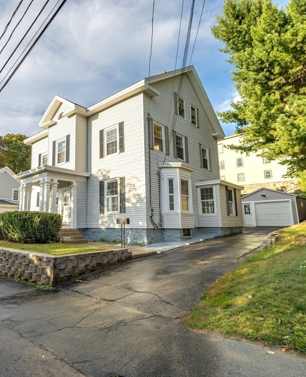 7-9 Buxton Ct