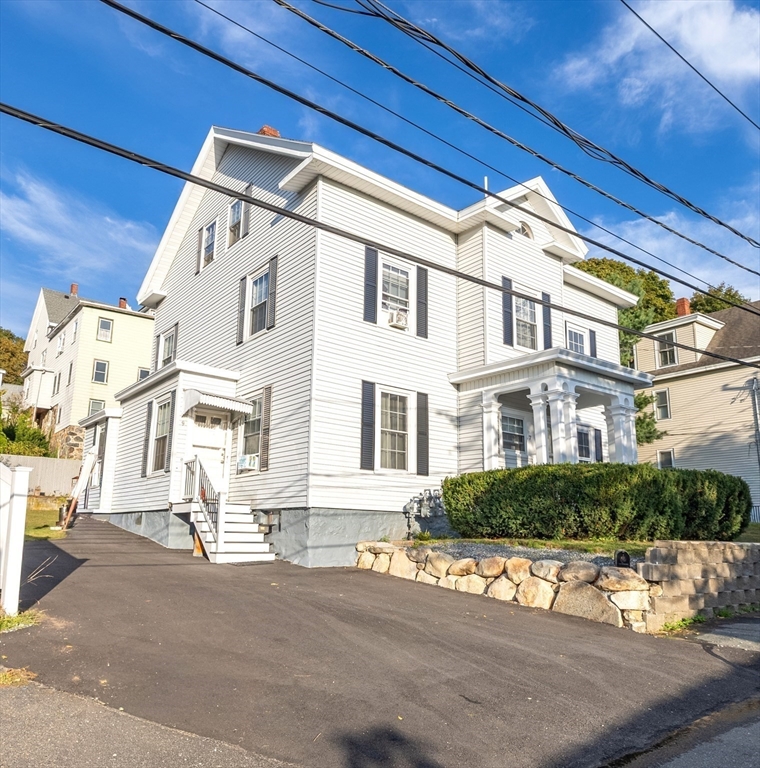 7-9 Buxton Ct