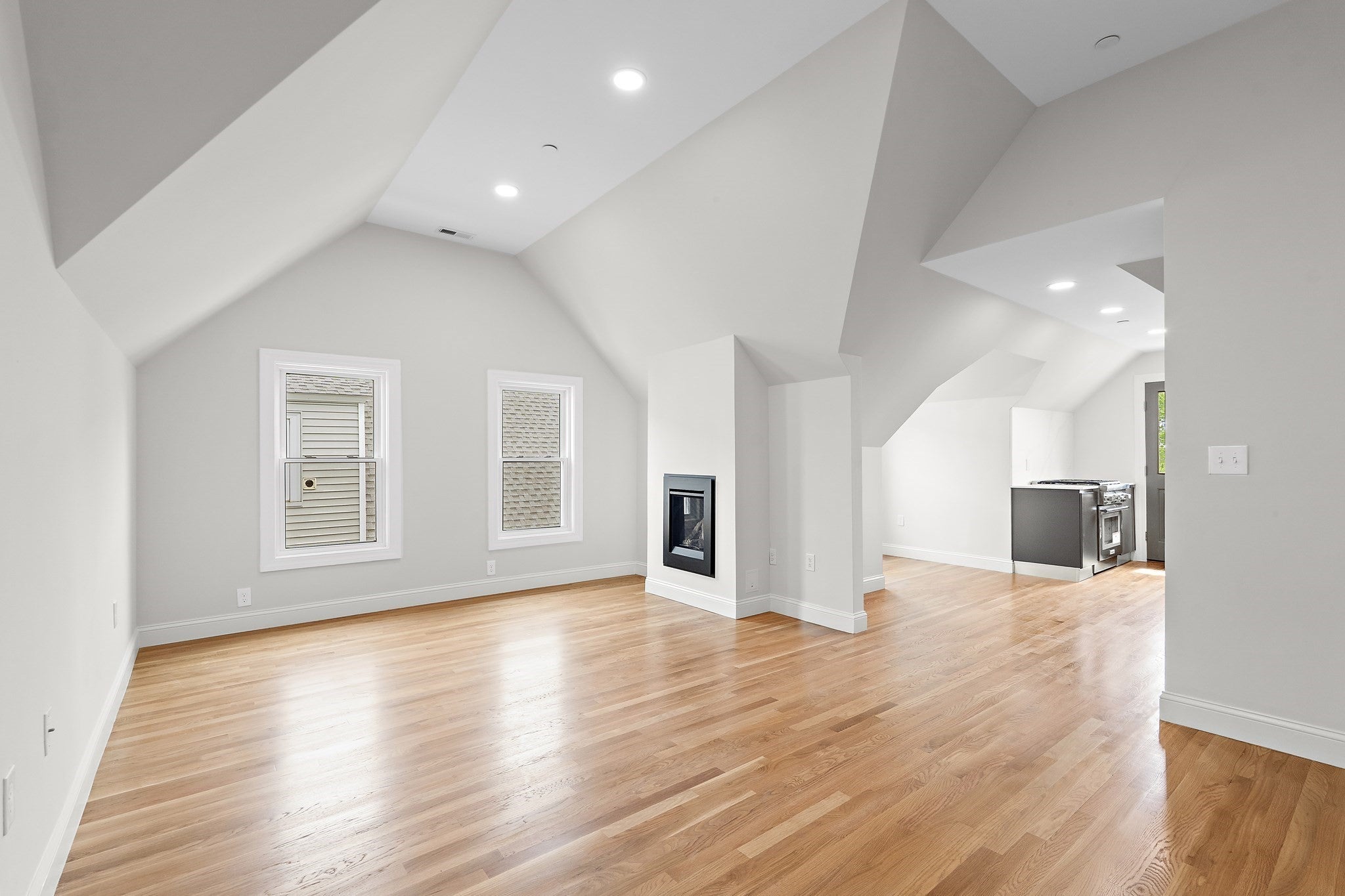 12 Foskett St #3, Somerville, MA, 12 Foskett St #3, Somerville, MA Photo #6