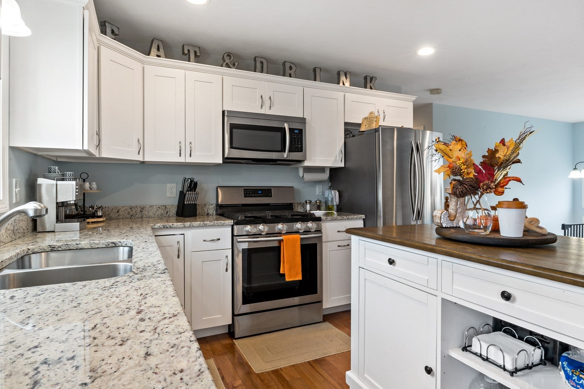 10 Tiffany Dr, Fall River, MA Photo #10