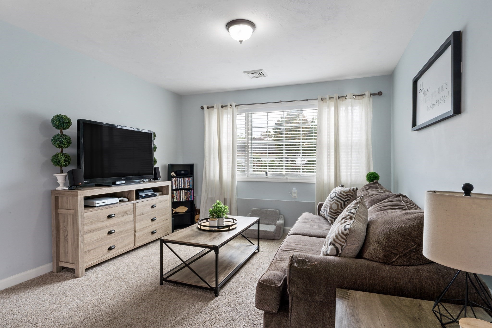 10 Tiffany Dr, Fall River, MA Photo #26