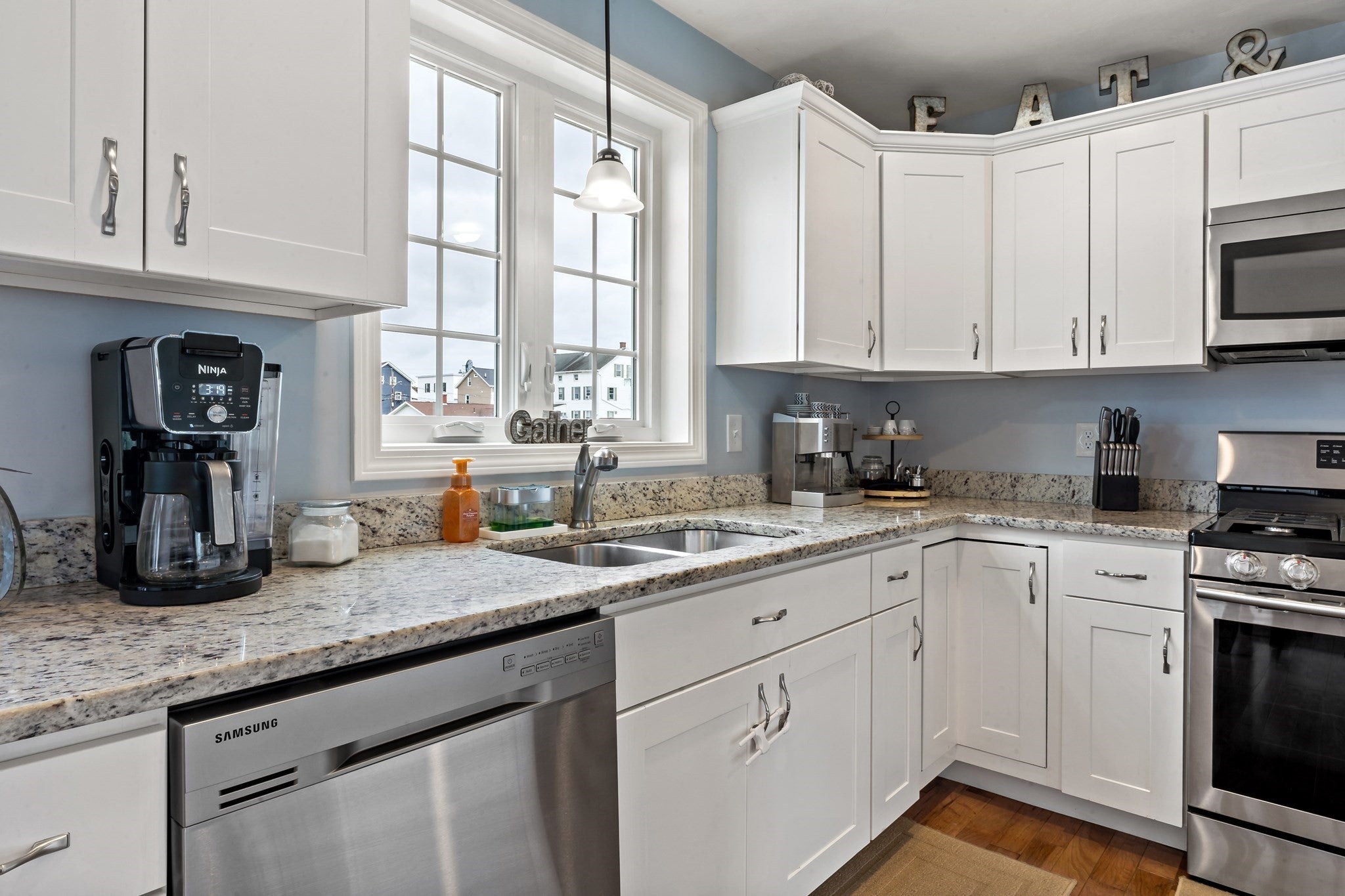 10 Tiffany Dr, Fall River, MA Photo #9