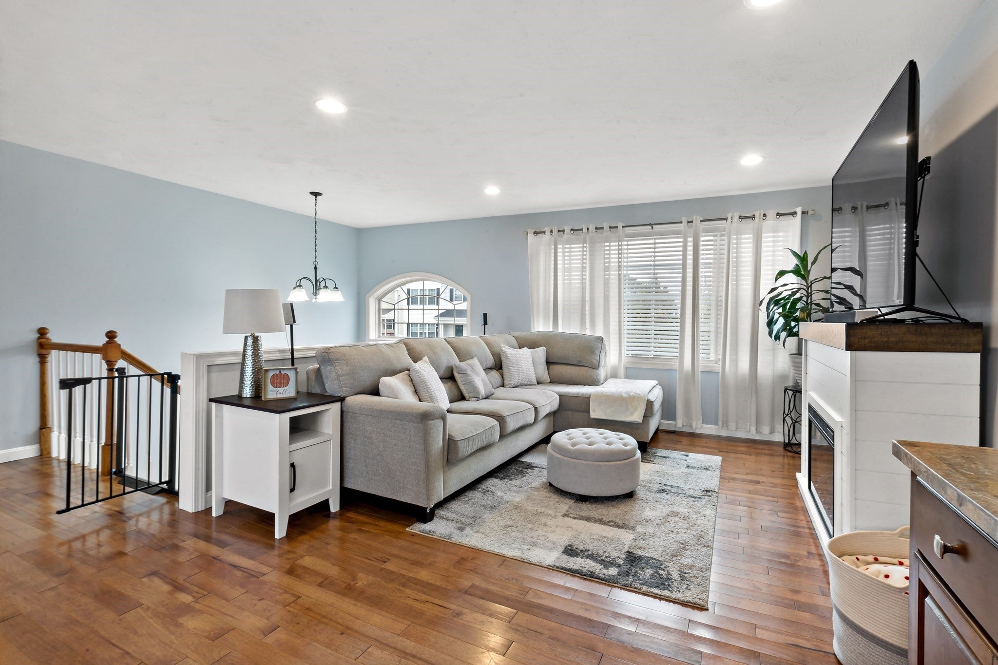 10 Tiffany Dr, Fall River, MA Photo #13